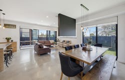 2 Bruce Street, Merrylands, NSW 2160