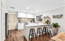 36 Brentwood Drive, Cranbourne North, Vic 3977