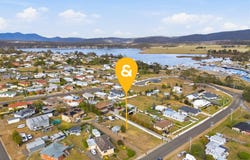 12 Boyle Street, Triabunna, Tas 7190
