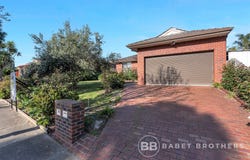 88 OAKGROVE Drive, Narre Warren South, Vic 3805