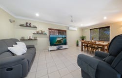 208 Shute Harbour Road, Cannonvale, Qld 4802