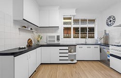 2 Poet Road, Bentleigh East, Vic 3165