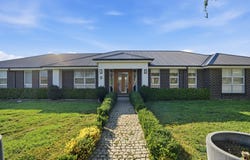 9 Green Grove, Blayney, NSW 2799