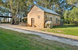 905 River Road, Murchison North, Vic 3610