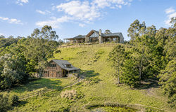 Armstrong Creek, Qld 4520