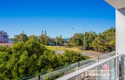 72/113 Landsborough Avenue, Scarborough, Qld 4020