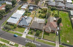 8 June Avenue, Hamlyn Heights, Vic 3215