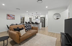 10 Satinash Street, Park Ridge, Qld 4125