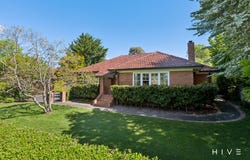 1 Durville Crescent, Griffith, ACT 2603