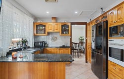 1 Page Avenue, Illawong, NSW 2234