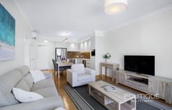 13/2 Burvill Drive, Floreat, WA 6014