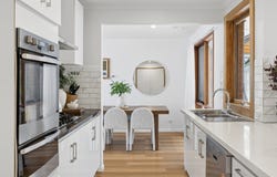 8 Charleville Ct, Carrum Downs, Vic 3201