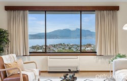 2/5 Eyrie Close, Howrah, Tas 7018