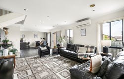 2/7 Care Close, Meadow Heights, Vic 3048