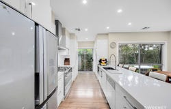 1/20 Curlew Avenue, Altona, Vic 3018