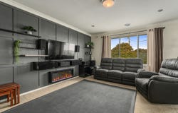 11 Crandon Crescent, Newnham, Tas 7248