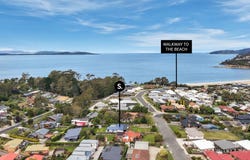 9 Home Avenue, Blackmans Bay, Tas 7052