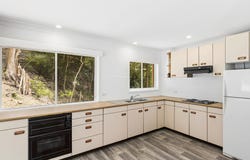 17 Algwen Road, North Gosford, NSW 2250