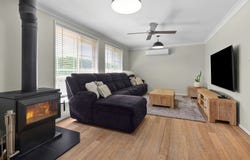 63 Thomas Coke Drive, Thornton, NSW 2322