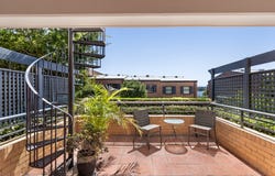 43/8 Water Street, Birchgrove, NSW 2041