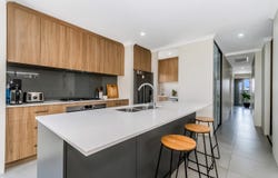 11 Karapiro Street, Champion Lakes, WA 6111