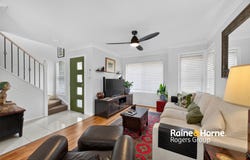 1/10 Harry Close, Blue Haven, NSW 2262