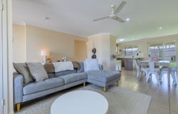 37 Liriope Drive, Kirkwood, Qld 4680