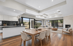394A Hamilton Road, Lake Coogee, WA 6166