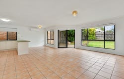 17 Anatini Pl, Forest Lake, Qld 4078