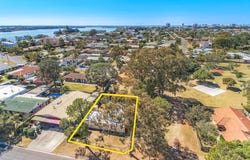 17 Alkira Street, Maroochydore, Qld 4558