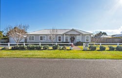 10 Echo Place, One Mile, NSW 2316