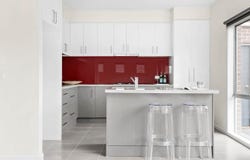 2/62 Clematis Avenue, Altona North, Vic 3025