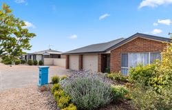 10 Gill Street, Moonta Bay, SA 5558