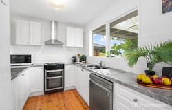 8 Patricia Street, Millgrove, Vic 3799