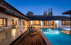 7-11 Waterview Crescent, Sorrento, Qld 4217