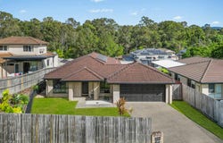 15 Debbie Way, Nerang, Qld 4211