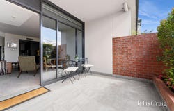 01A/18-22 Wendouree Parade, Lake Wendouree, Vic 3350