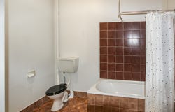 2/10 Victoria Highway, Katherine, NT 0850