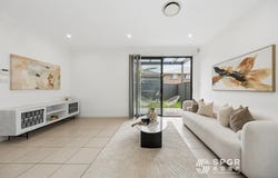2/15 Signal Street, Werrington, NSW 2747