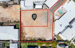 8A Hennessey Loop, Dunsborough, WA 6281