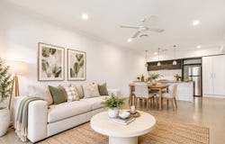 2/1 Birdie Circuit, Blacktown, NSW 2148