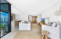 204/85 Golden Four Drive, Bilinga, Qld 4225