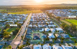 10 Paradise Drive, Gobbagombalin, NSW 2650