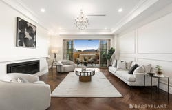 24 Buckingham Crescent, Doncaster, Vic 3108