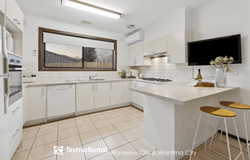 18 Park Hill Drive, Ringwood North, Vic 3134