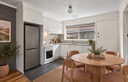 8/35 Rix Street, Herne Hill, Vic 3218