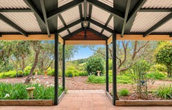 32 Cleopatra Crescent, Kangaroo Gully, WA 6255