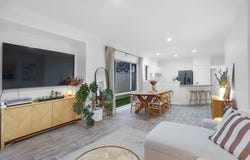 2/23 Cooper Street, Madeley, WA 6065