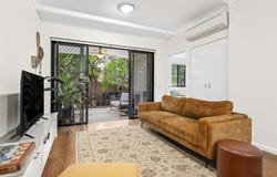 3/48 Knowsley Street, Stones Corner, Qld 4120