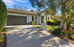 2B Thomson Street, Chifley, ACT 2606